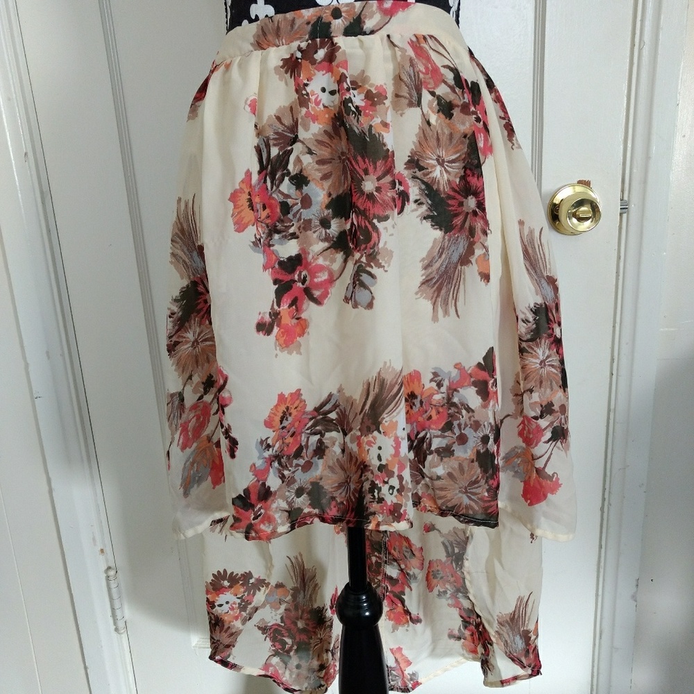 Lightweight, high-low, floral skirt